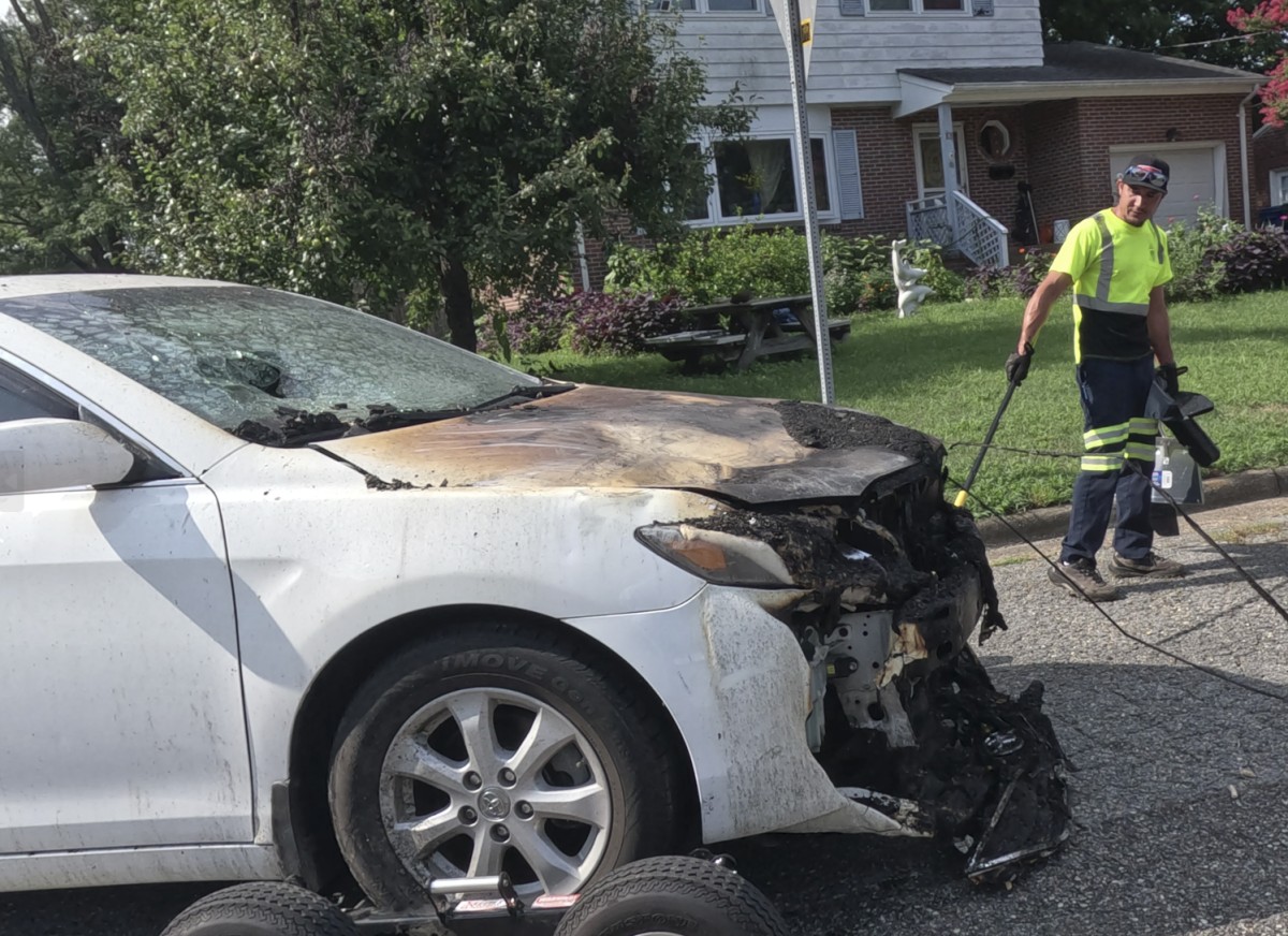 Tragedy Strikes Newport News: Two Dead, Firefighter Injured in Early Morning Cindy Circle House Fire