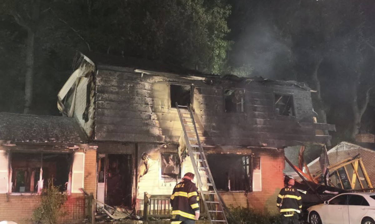 Tragedy Strikes Newport News: Two Dead, Firefighter Injured in Early Morning Cindy Circle House Fire